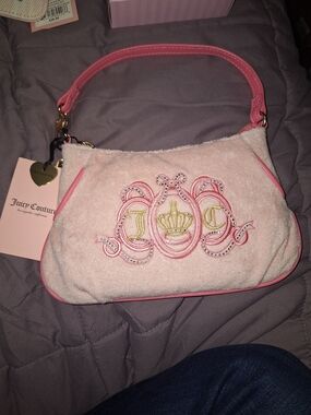 EXCLUSIVE Juicy Couture Light Pink Terry Cloth Shoulder Bag